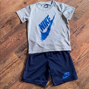 Nike boys set